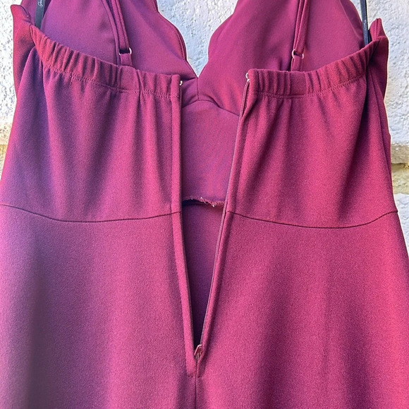 Xtraordinary Spaghetti Strap Scalloped V-Neck Hi-Low Dress - Picture 7 of 10